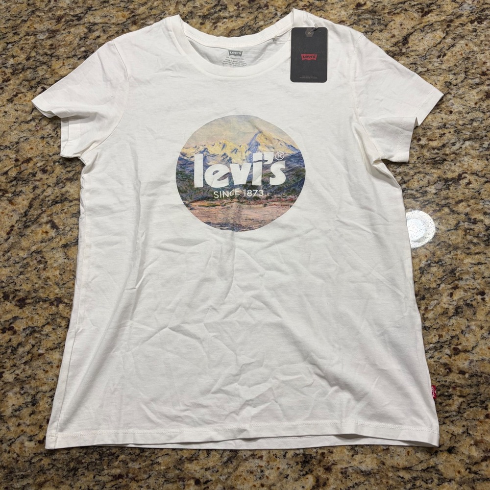 NEW Levis Womens White Graphic T-Shirt Mountain Logo Since 1873 Small ws